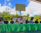 O Prefeito Hamilton Brito e o secretário Municipal de Agricultura Matheus Almeida estiveram presentes na programação voltada ao fortalecimento da fruticultura no município